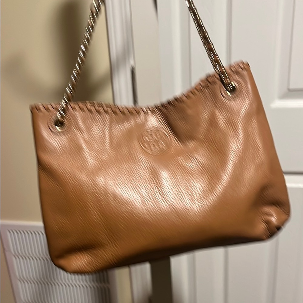 Tory Burch Tan Leather Shoulder Bag with Slouchy Design